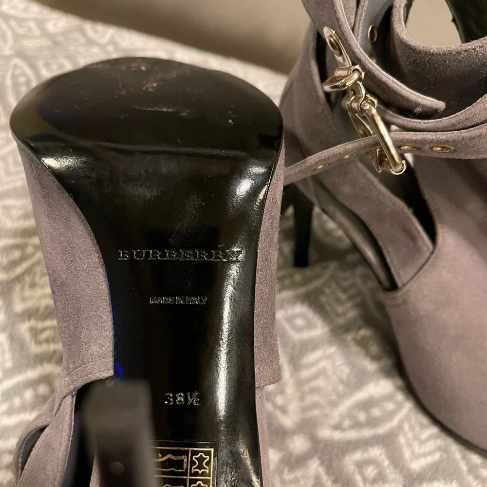 Burberry heels - Picture 13 of 13